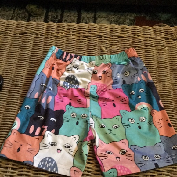 New - Picture 2 of 2